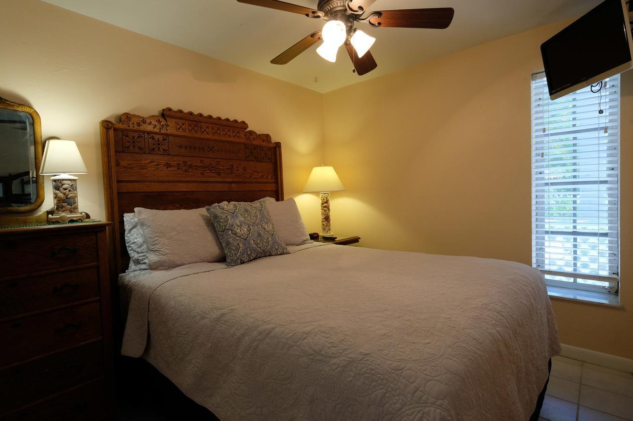 Seahorse Cottages - Adults Only ซานิเบล ภายนอก รูปภาพ