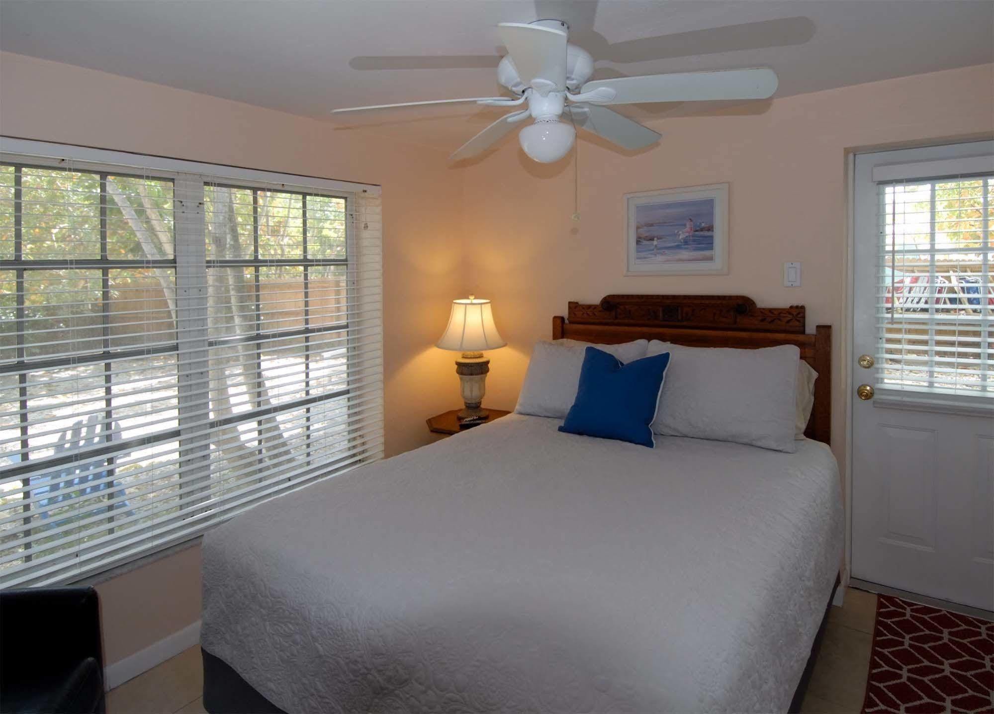 Seahorse Cottages - Adults Only ซานิเบล ภายนอก รูปภาพ
