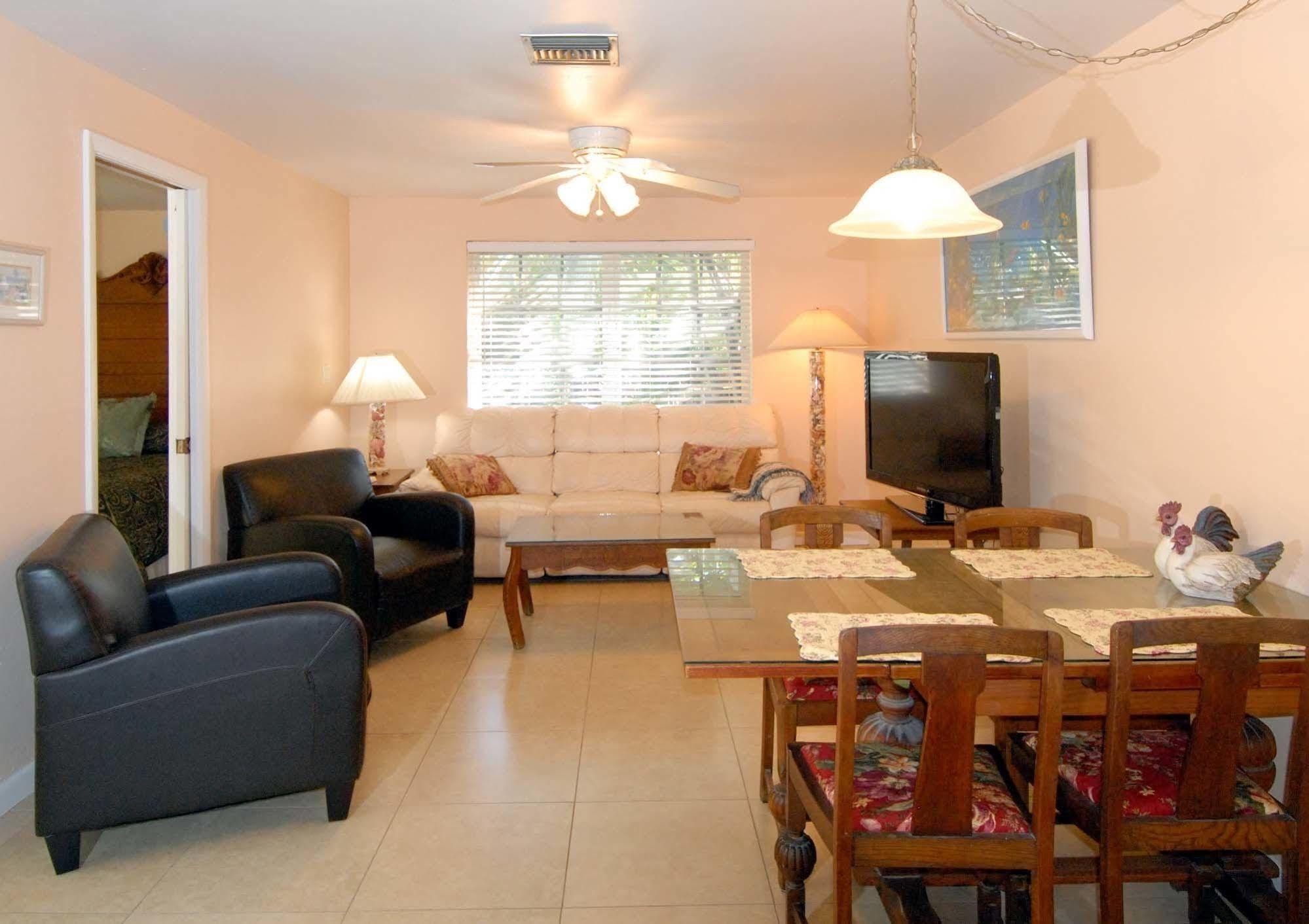 Seahorse Cottages - Adults Only ซานิเบล ภายนอก รูปภาพ